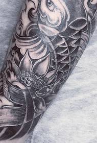 Pacáiste an tattoo dubh agus bán tattoo pictiúir pacáiste óige gan teorainn