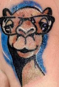 Илустрација за тетоважа со голема рака машка голема рака на обоена слика за тетоважа со камили