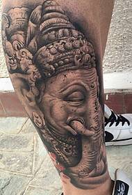 Shank traditionele olifant god zwart grijs patroon tattoo