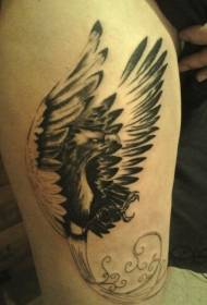 Musta phoenix-tatuointikuvio jaloissa