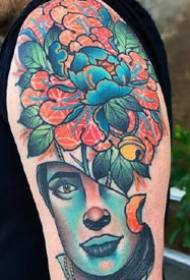 Una serie di disegni di tatuaggi di colore europeo e americano di grandi braccia di colore pesante