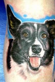 현실적인 다채로운 귀여운 강아지 초상화 문신 패턴