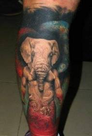 O padrão de tatuagem de cabeça de elefante assustador do bezerro