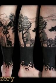 Misteriosa foresta nera con motivo tatuaggio gufo e corvo