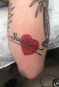 Thigh tattoo muški dječak bedro na slici engleskog jezika i srca tetovaža