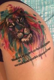 Lion Head Tattoo Girl Lion Head Tattoo Bild op den Oberschenkel