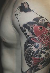 Grande tatuaggio tradizionale calamaro rosso braccio pieno di personalità
