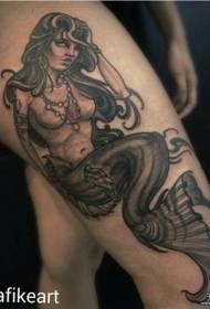 Patrón de tatuaje de sirena malvada gris negro europeo y americano de brazo grande