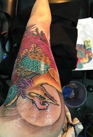 Grande immagine del tatuaggio fenice rossa per le ragazze