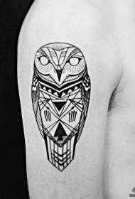 Big arm European neAmerican totem owl tattoo maitiro