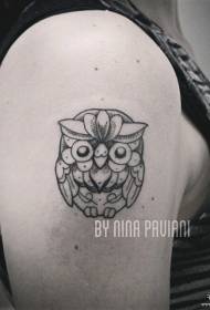 Big arm small fresh European and American owl tattoo pattern