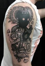 Падвойныя вялікія рукі татуіроўкі на вялікую руку мужчыны на кветкі і малюнкі татычных міфічных герояў