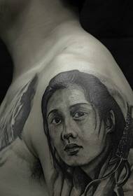 Grande homem, um retrato de um homem, tatuagem