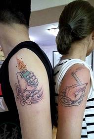 Hunhu hwakakura ruoko ruoko tattoo maitiro