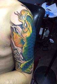 Big eye-catching color squid tattoo pattern