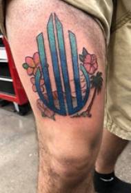 Coxa estudante tatuaje do Aquarius macho en símbolo e imaxe de tatuaxe de flores