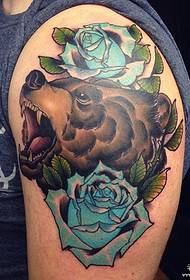 Europska i američka medvjeđa glava ruža škole tetovaža uzorak
