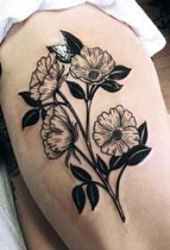 Cuixa tradicional del tatuatge de la cuixa a la imatge de tatuatge de flors negres