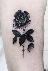 Motivo per tatuaggi rosa grande a spina nera con punta di braccio e scuola