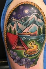 Tatuaggio di paesaggio, braccio del ragazzo, paesaggio dipinto, immagine del tatuaggio