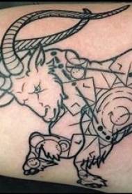 Lengan besar pola tato konstelasi anak laki-laki pada gambar tato capricorn hitam