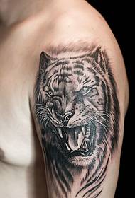 Ferocious grouss Aarm Tiger Head Tattoo Muster