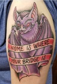 Mtoto wa tatoo ya tattoo na mkono mkubwa kwenye picha ya rangi ya bat