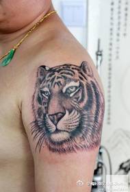 Šanchajaus tatuiruotės rodymo paveikslėlis Drakono tatuiruotės tatuiruotės darbai: didžiojo uodegos tigro tatuiruotė
