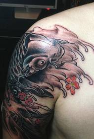 Grote arm inktvis tattoo doornen Qin bedrijf is booming