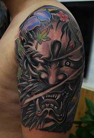Desain tato tradisional amba lengen klasik