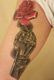 Rose tatuointikuva tyttö maalasi ruusu tatuointi kuvan iso käsivarsi