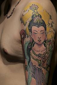 Il modello di tatuaggio Guanyin a colori del braccio grande è davvero unico