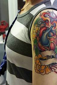 Modello di tatuaggio colorato totem braccio divertente colorato