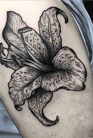 Европейска и американска черна сива точка на трън цвете татуировка татуировка модел