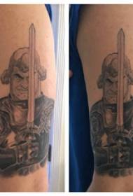 Tatuaj Samurai, bărbat frumos, războinic, tatuaj, imagine
