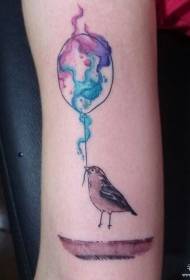 Grootarm spat ink ballon voël tatoeëringpatroon