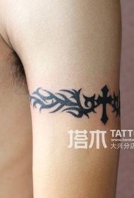 Arm armring tatovering totem tatovering