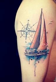 Modello del tatuaggio di colore della bussola di navigazione del braccio grande