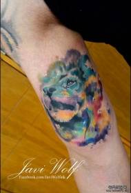 Большая рука цвет всплеск чернил татуировки льва