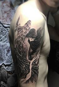Immagine del tatuaggio di bellezza classico angelo di personalità