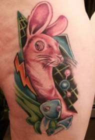 垂耳兔紋身女孩大腿蘑菇和兔子紋身圖片