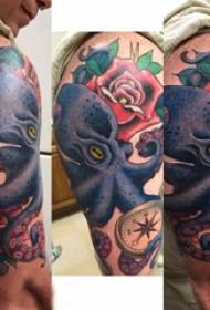 Μεγάλο τατουάζ βραχίονα εικόνα αρσενικό μεγάλο χέρι σε τριαντάφυλλο και χταπόδι εικόνα τατουάζ