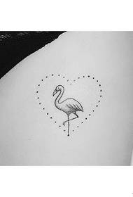 Šlaunų flamingo širdies formos mažas šviežias tatuiruotės modelis