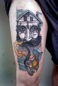 Imatge de tatuatge d'home de fumar inusual color a la cuixa