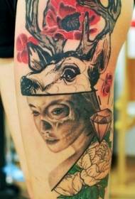 Comb titokzatos színű nő szarvas és virág tetoválás mintával