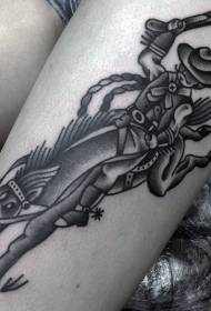Denim noir et blanc dessiné main vieille cuisse avec motif tatouage vache
