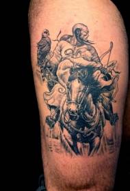 Thigh luftëtar Mongol me kalin dhe modeli i tatuazheve të shpendëve