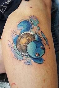 Tatueringsmönster för pokémon-stänkfärg på låret