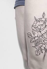Thigh sexy European uye American floral tattoo maitiro
