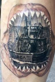 Been originell Kombinatioun grouss Haische Mond segelen Tattoo Muster